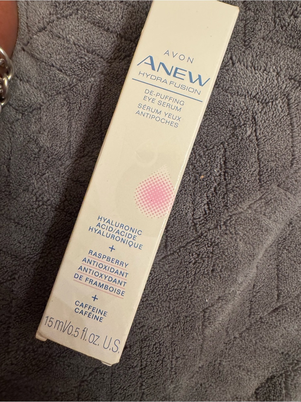 Avon Anew Hydra Fusion De-Puffing Eye Serum - White with Pink Accent